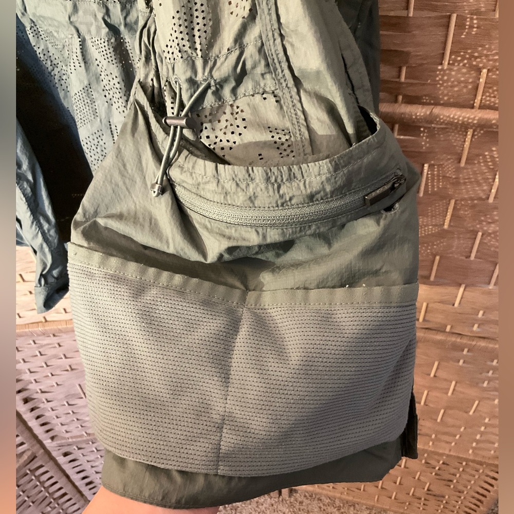 Athleta Packable Windbreaker - image 7